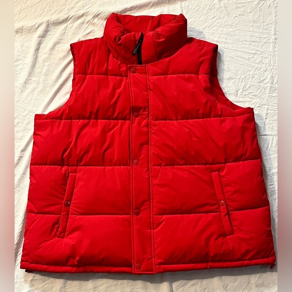 BCBGeneration Jackets & Blazers - BCBGeneration Women’s XXL Feather Free Red Puffer Vest Like New